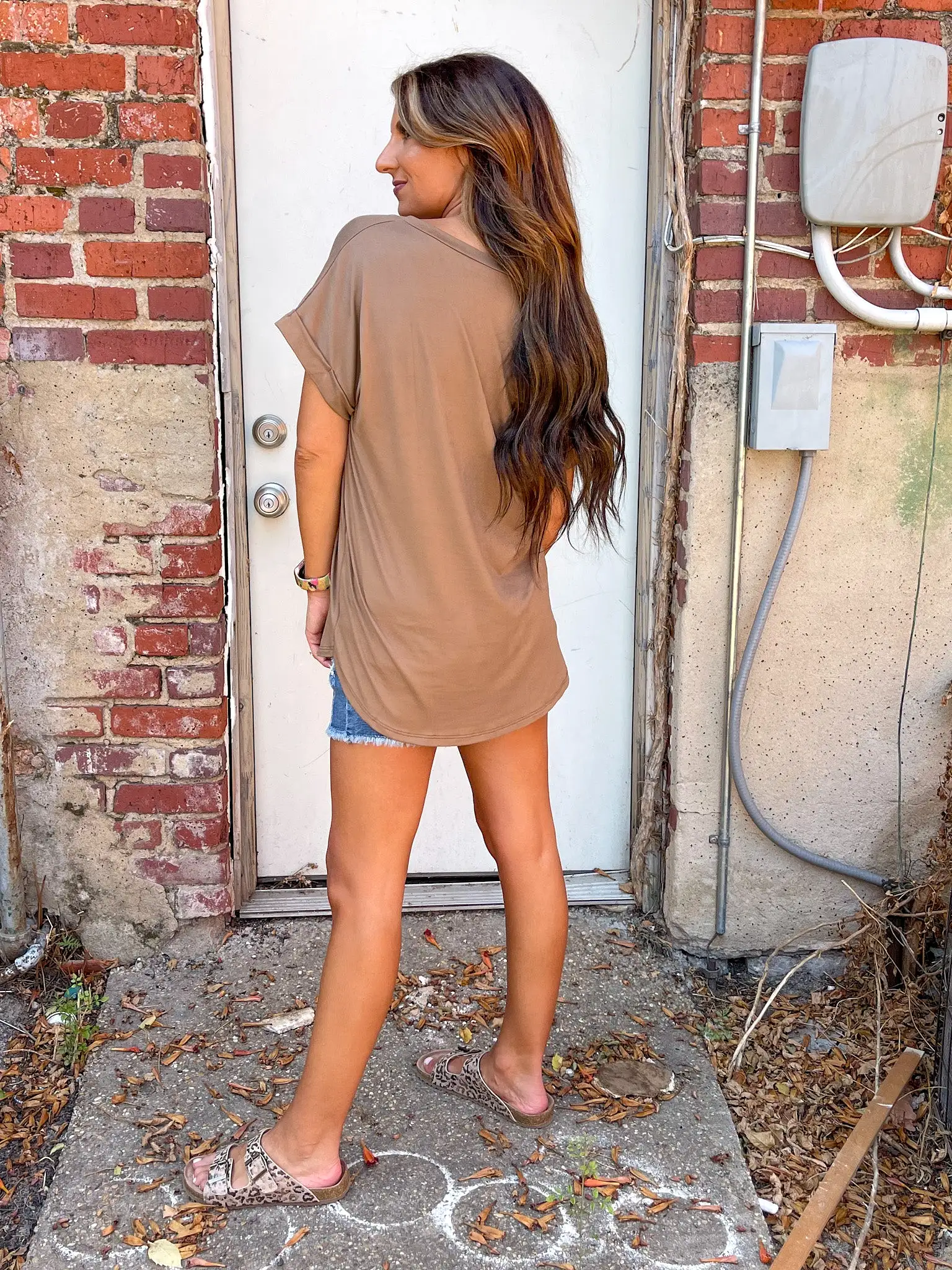 Basic V Neck Top - Mocha