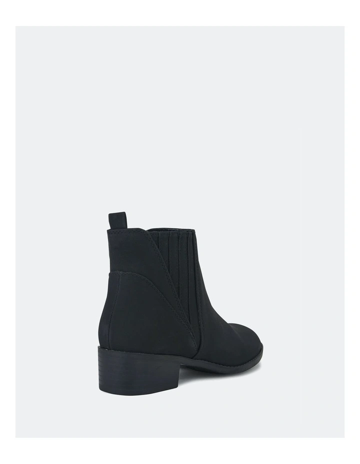 Dillion Boots in Black