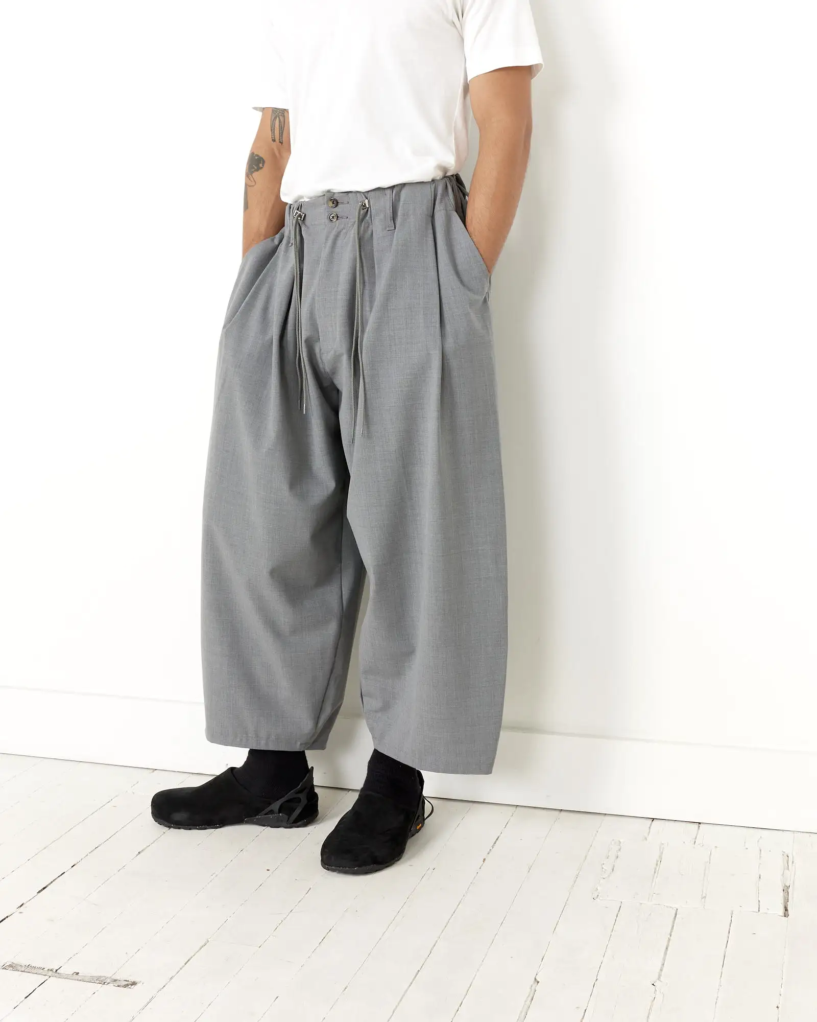 Essential Circular Pants in Grey