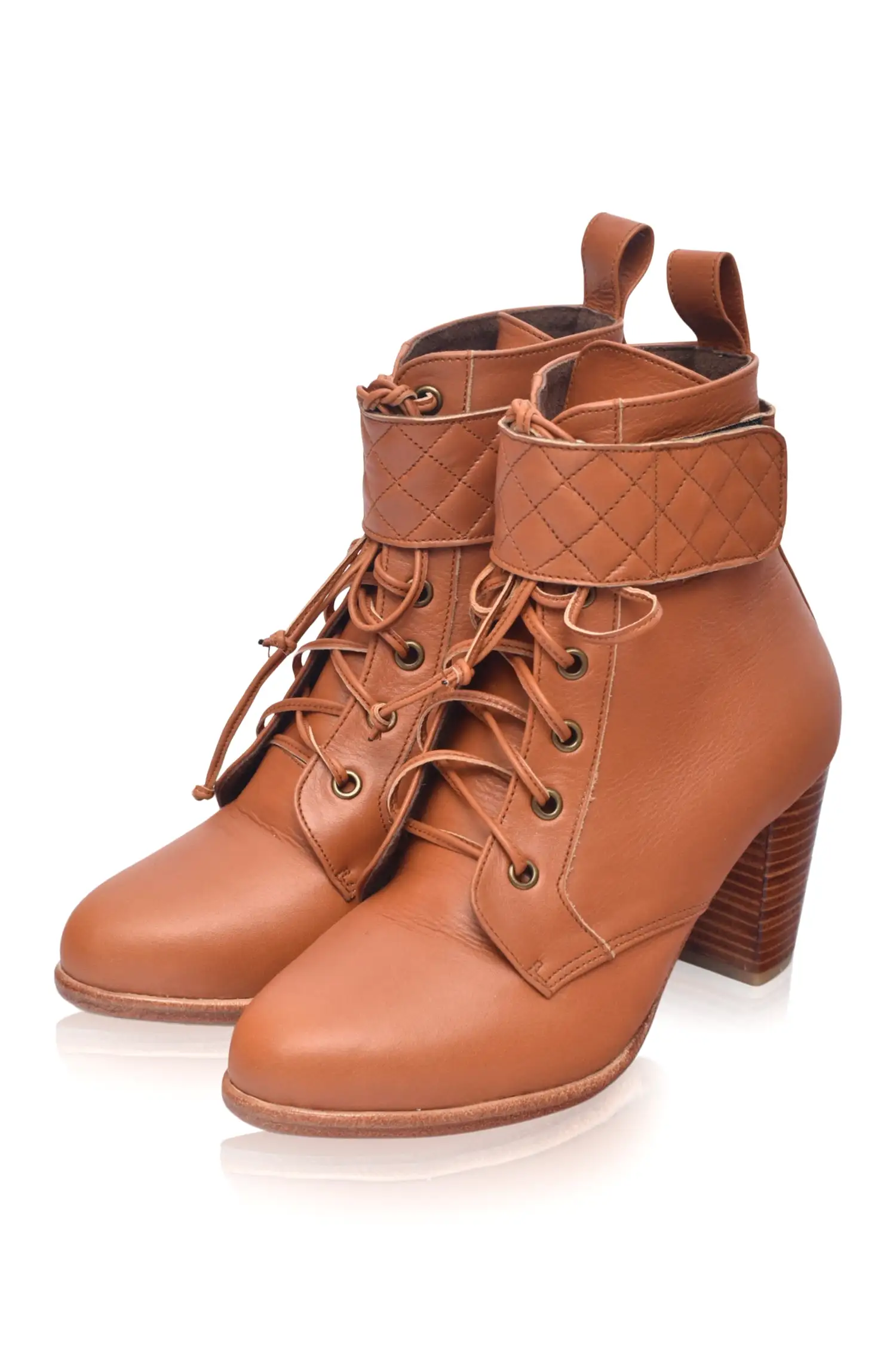 Fine Lover Leather Booties