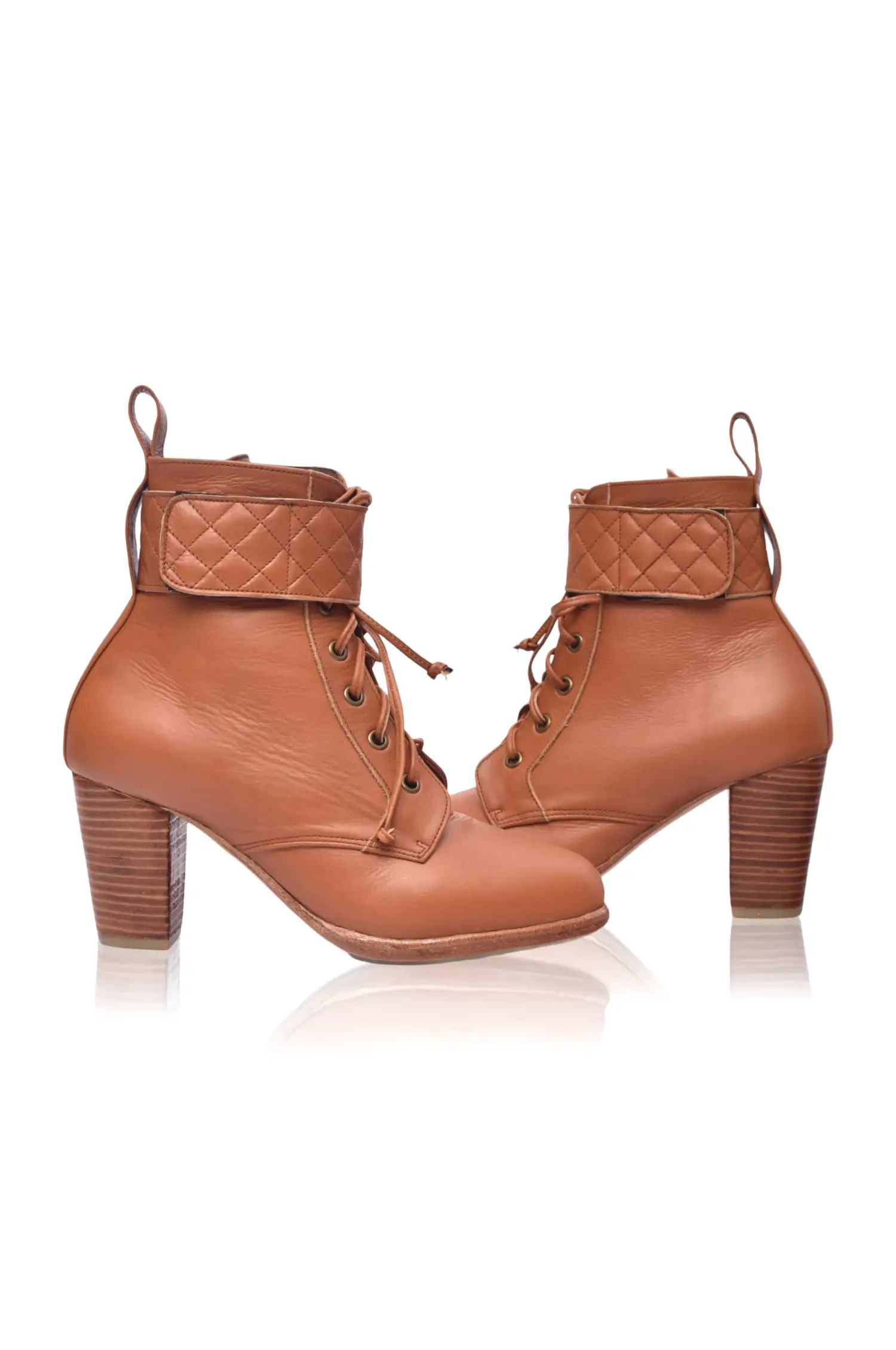 Fine Lover Leather Booties