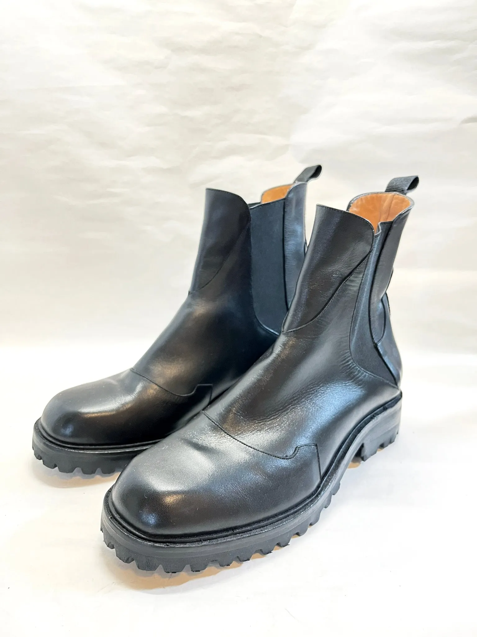 High Nerea Boot in Black Size 37