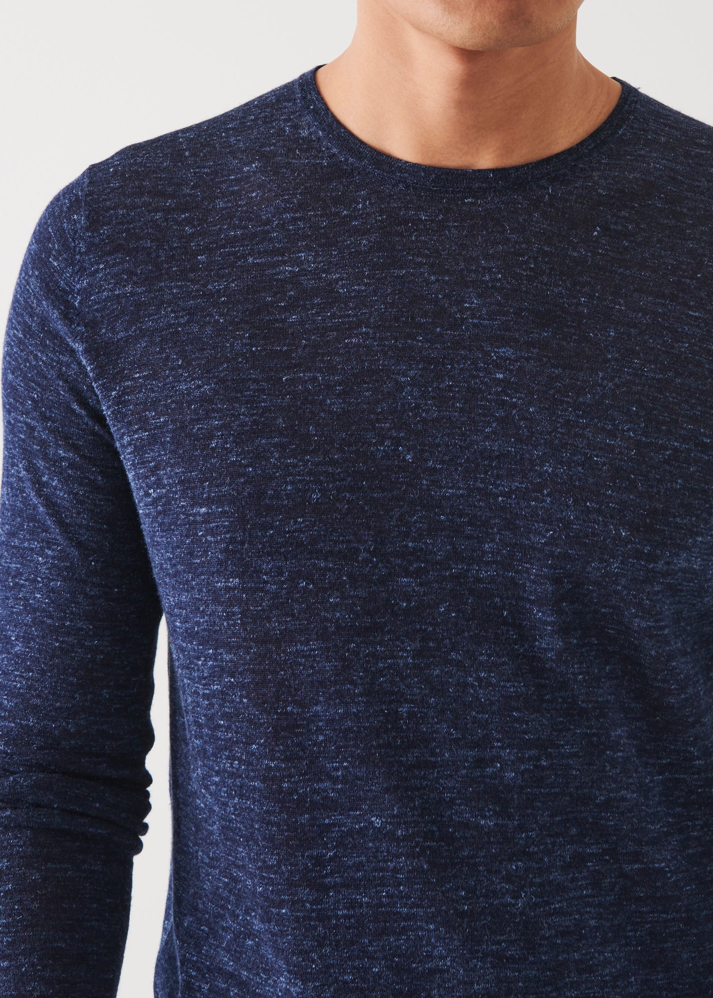 MERINO BLEND CREWNECK SWEATER