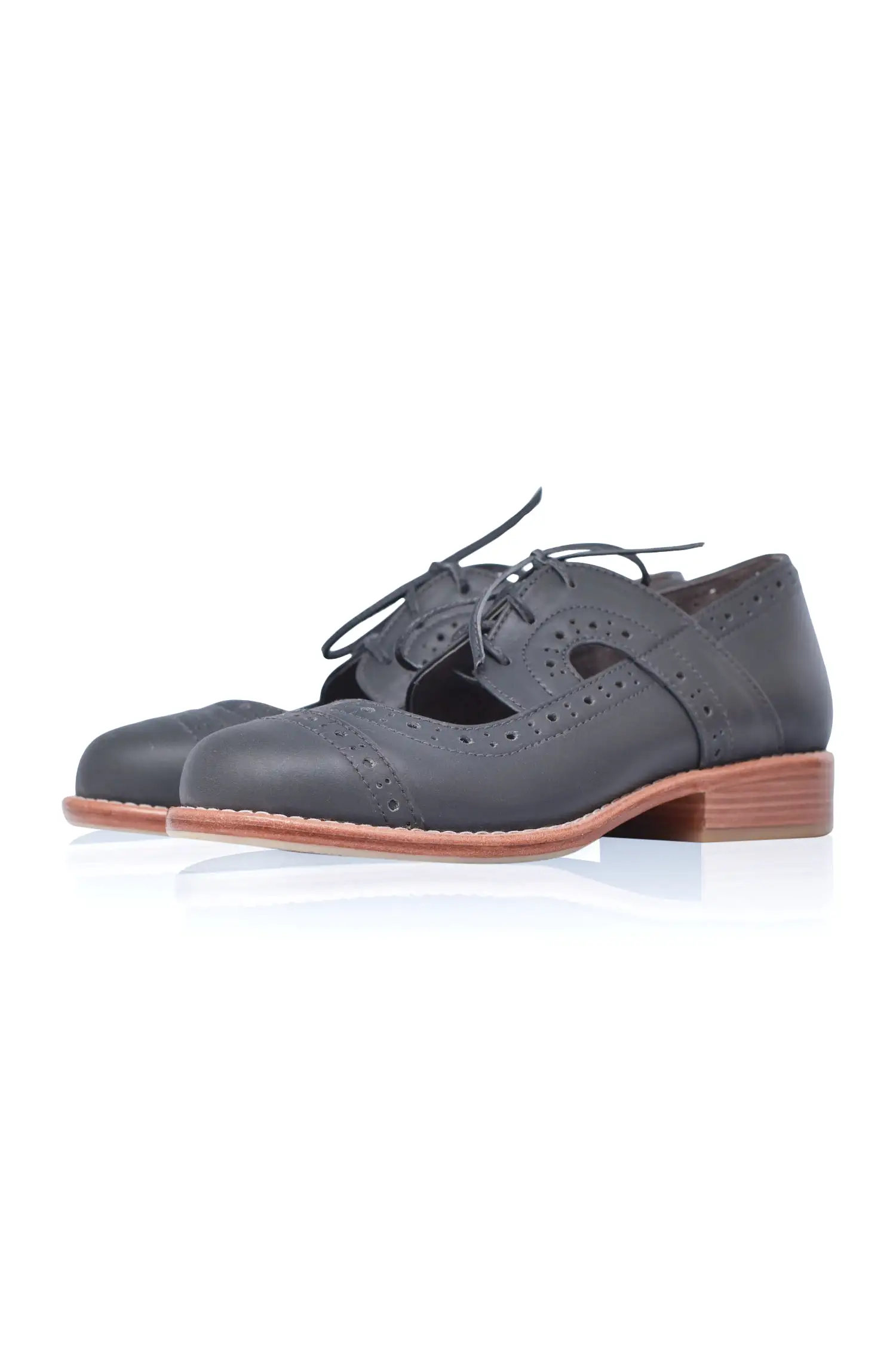 Scandinavia Leather Oxfords (Sz. 4, 5 & 11, 12)