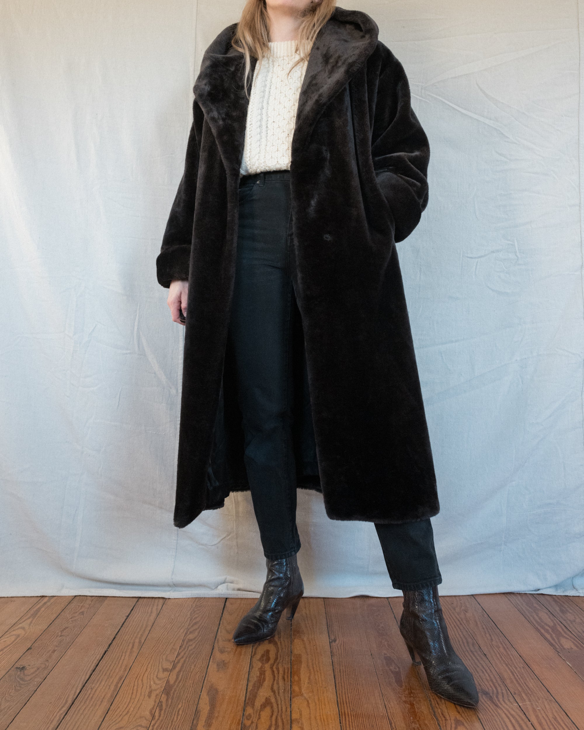 Vintage Chocolate Plush Coat (M)